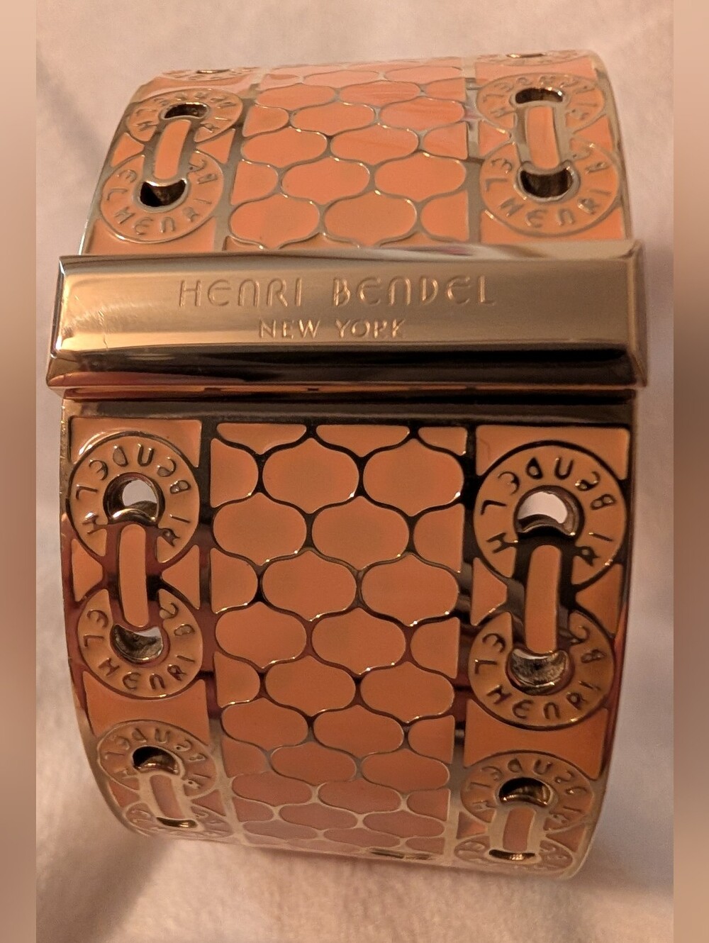 Henri Bendel Enameled HingedCuff Bracelet Gold Tone Peach NWT